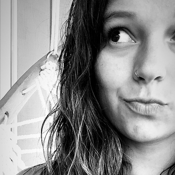 Meet your Posher, Kennedy - Picture 1 of 1